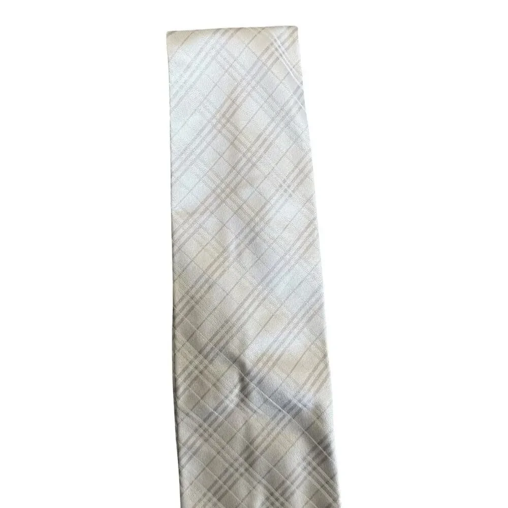 Burberry Silver Gray Nova Check Silk Tie 3.25” Italy